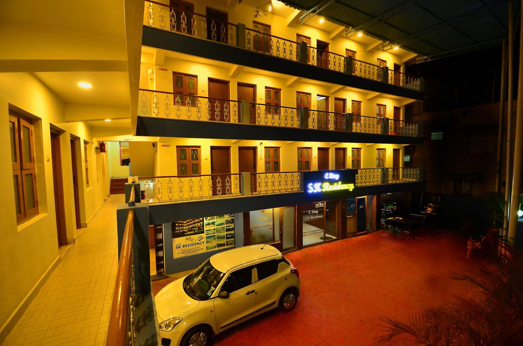 Estay Sk Residency Udagamandalam Exterior photo