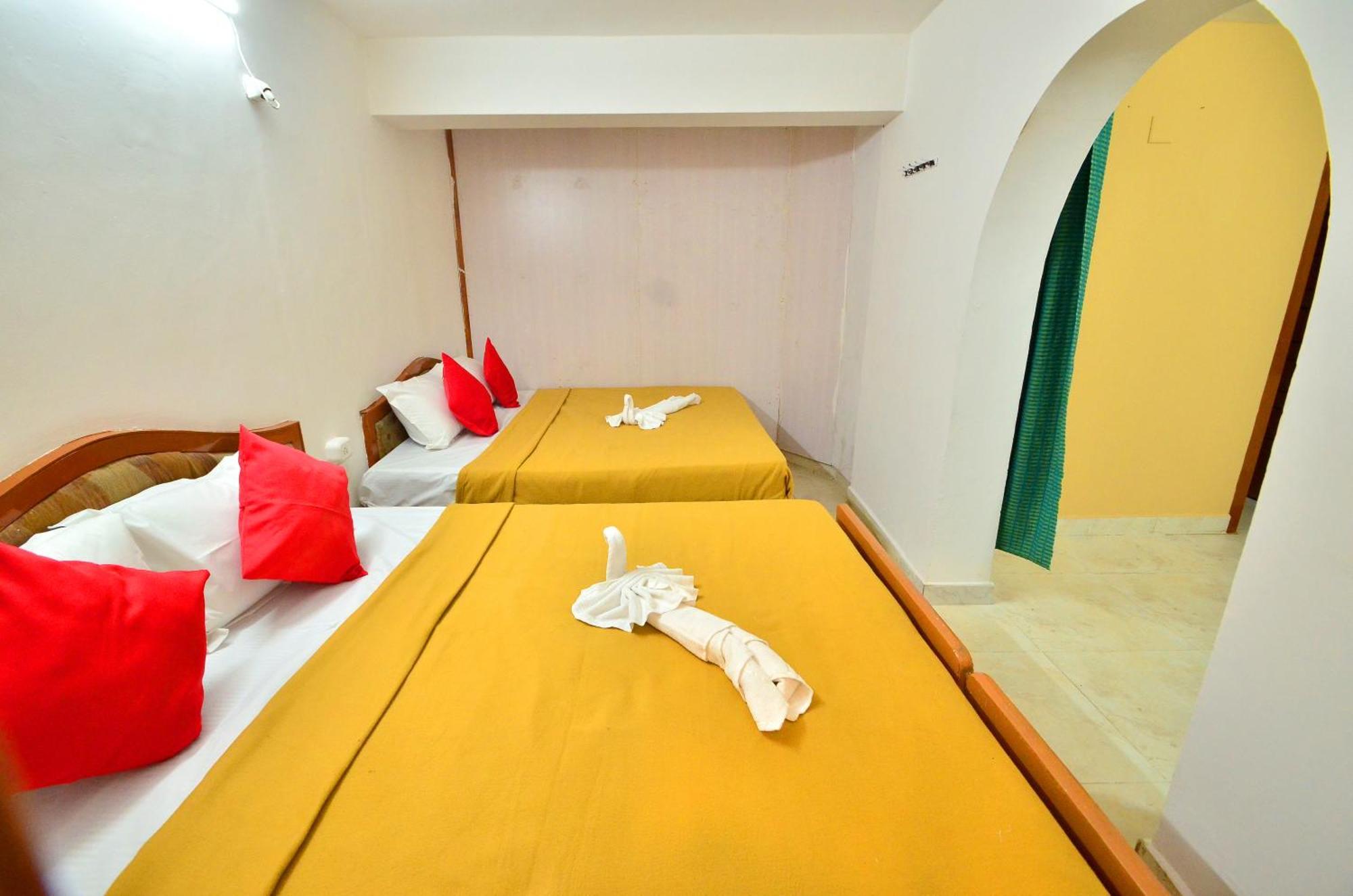 Estay Sk Residency Udagamandalam Exterior photo