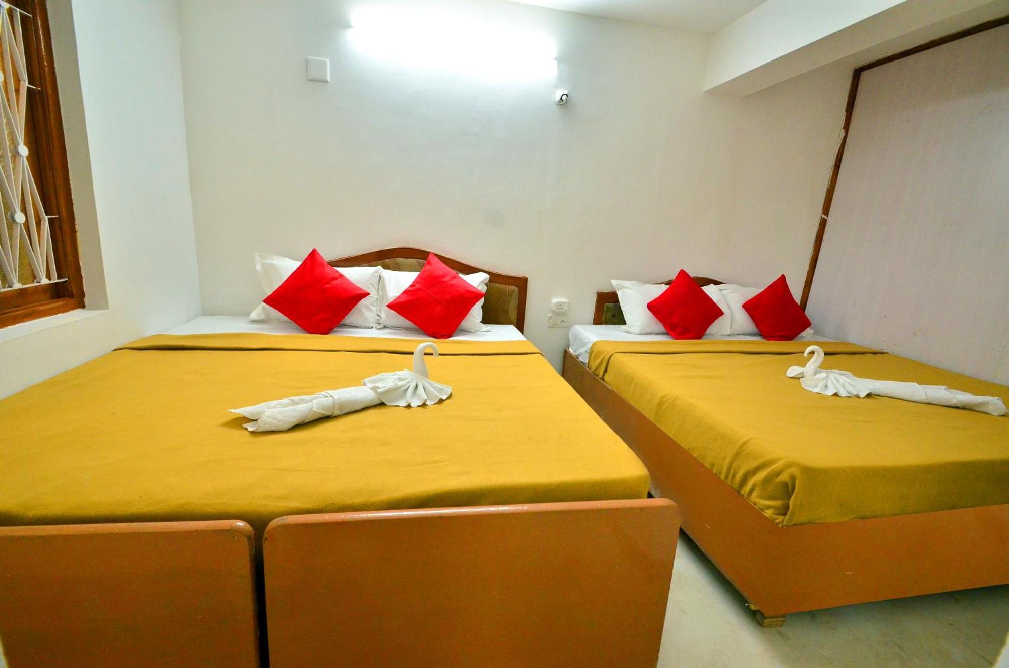 Estay Sk Residency Udagamandalam Exterior photo